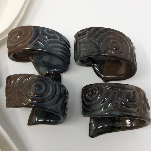 Pottery Napkin Rings - Swirl Design - Set of 5 - Picture 4 of 6